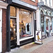 Kaufen Sie OSKA Utrecht